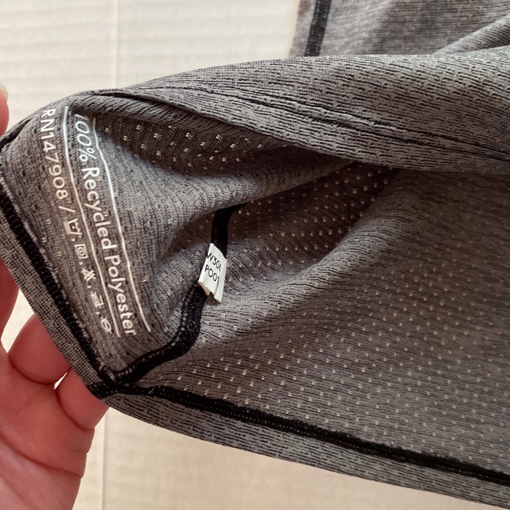 Outdoor Voices Breathable Yoga Tank - Razorback - Picture 4 of 5